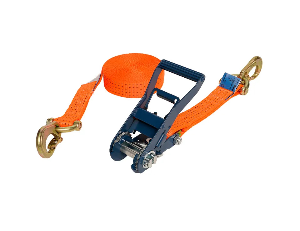 Arrimage de la cargaison avec des sangles d’arrimage premium